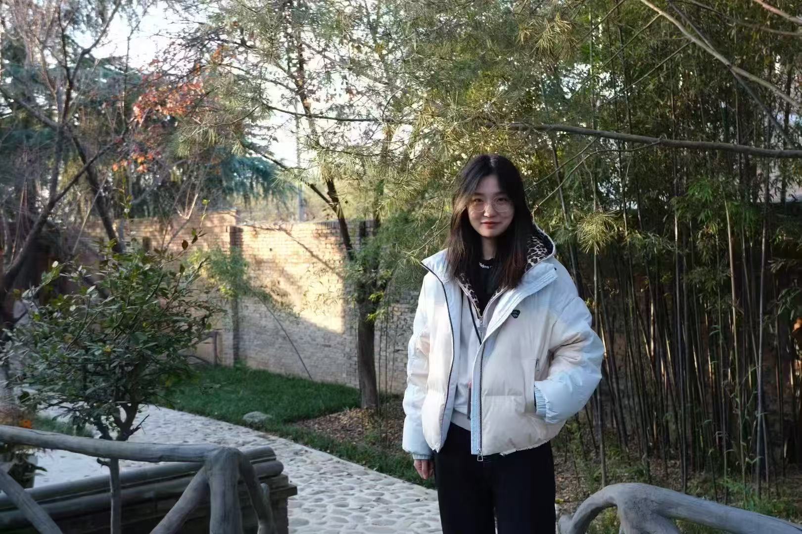 曹姝琪（2025级）